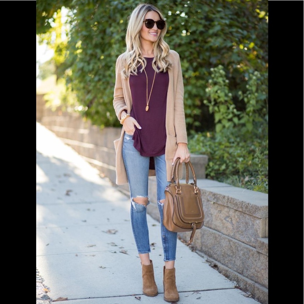 {Theory} Alania Tee in Maroon